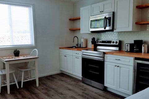 North Sunrise Studio - Retreat in Forks House in Forks