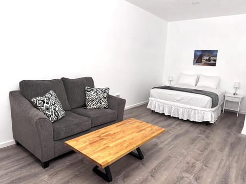 Forks Haven A Cozy Hideaway Apartment in Forks