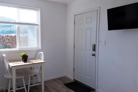 South Sunrise Studio - Retreat in Forks House in Forks