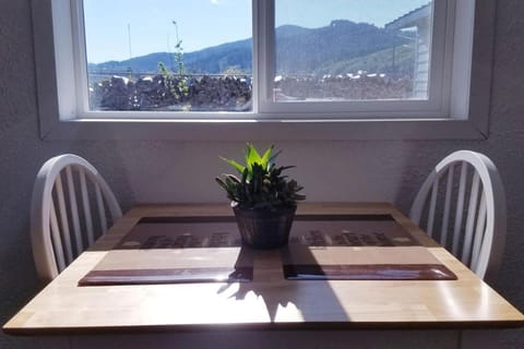 South Sunrise Studio - Retreat in Forks House in Forks