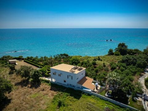 Property building, Facade/entrance, Sea view, Sea view