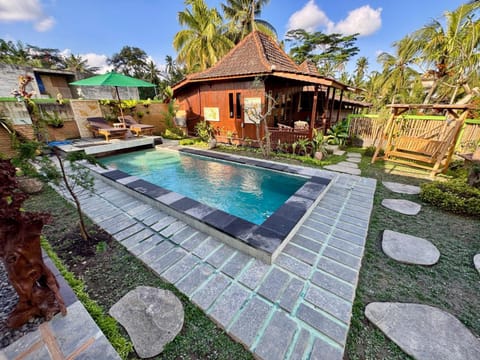 Property building, sunbed