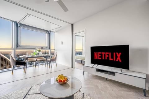 View (from property/room), Balcony/Terrace, Living room