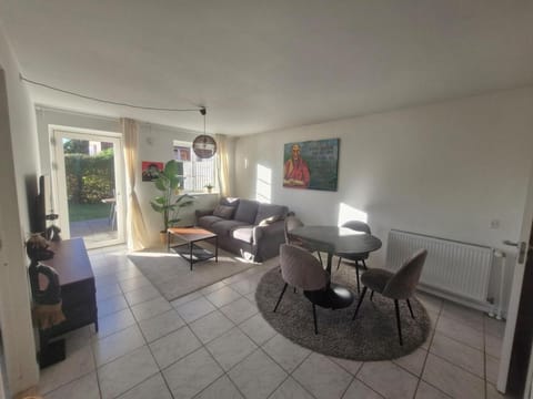 Cozy Airport stay Apartment in Copenhagen