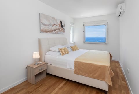 Luxury Penthouse Royal Residence Apartment in Baška Voda