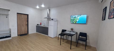 TV and multimedia, Kitchen or kitchenette, Dining area