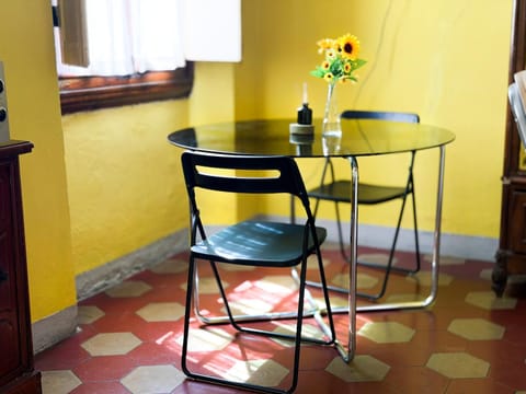 Dining area, Lunch