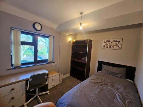 Little puppy Bed and Breakfast in Birmingham