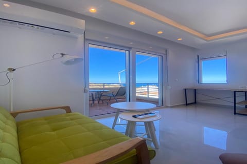 Panoramic View Boutique Suite Apartment in Rethymno