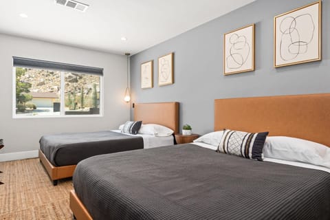 Majestic Luxury Retreat House in Joshua Tree