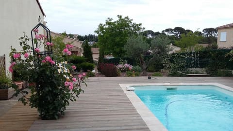 Garden view, Pool view