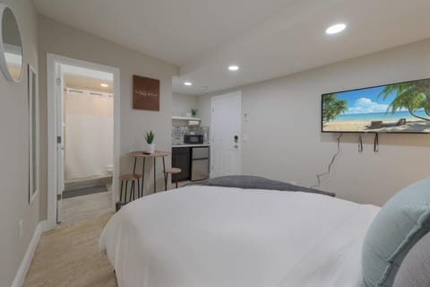 Comfy studio in Central Orlando House in Azalea Park