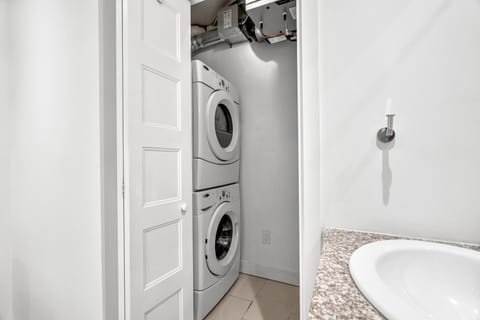 Westview Luxury Suites - Downtown Ottawa Gatineau Apartment in Gatineau