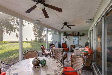 Lake Harris Retreat Fishermans Paradise House in Leesburg