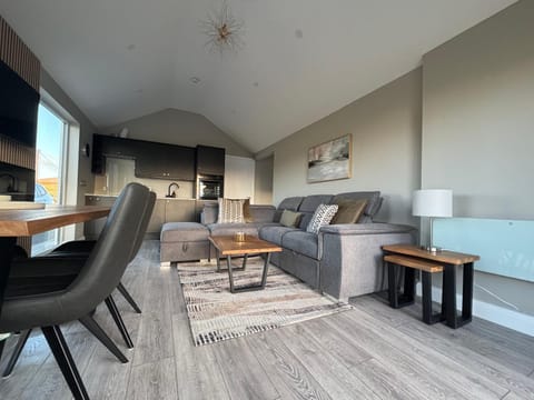 Beyond The Waters Edge Chalet Chalet in County Mayo