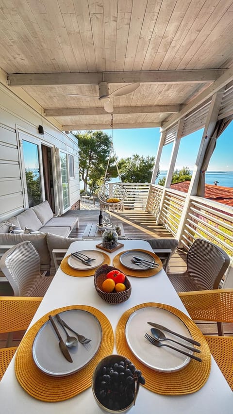 Balcony/Terrace, Seating area, Sea view