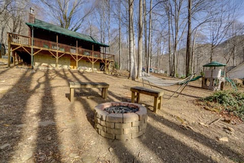 Family Log Cabin with Mtn Views, 2 Mi to Tube World! Cabin in Maggie Valley
