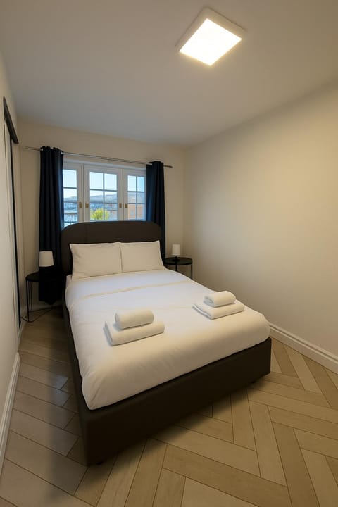 Bed, Bedroom, wardrobe