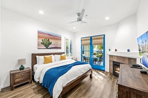 Modern King Studio Legacy Villa near Main Pool (B) Bed and Breakfast in Indian Wells