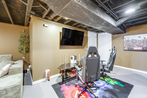 Game, Stay and Play Family Home in Westland! House in Westland