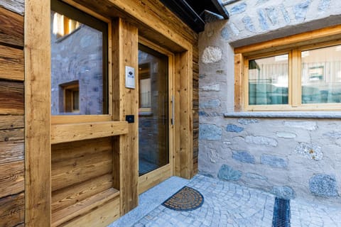 I Cavezàl Apartment in Canton of Grisons