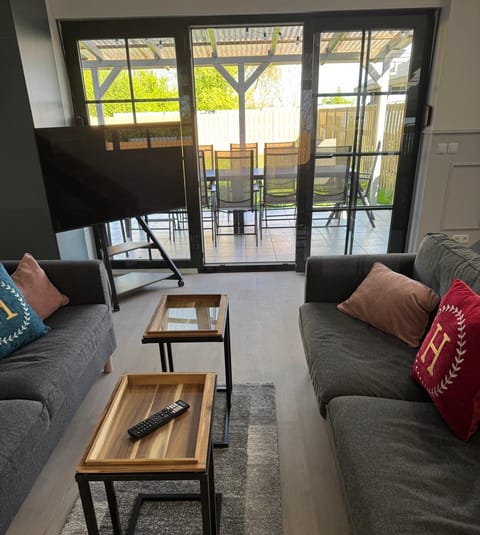 Balcony/Terrace, Living room