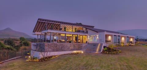 Property building, Natural landscape, Mountain view