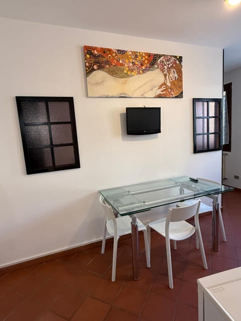 City Flowers Apartment in Veneto