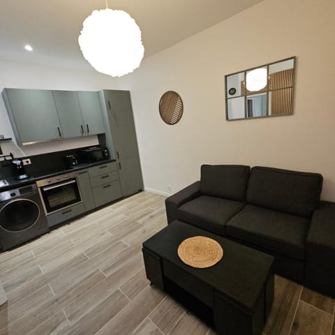 Petit nid près de Paris à 300 mètres du métro ligne 1 Apartment in Vincennes