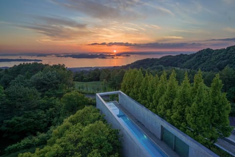 Natural landscape, Location, Sunset, Internal: Not applicable to any particular room