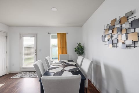 Kitchen Foosball Fenced Yard Parking House in Kyle