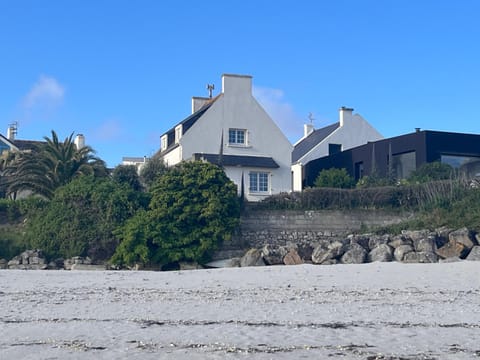 Property building, Natural landscape, Beach, Beach, On site, Sea view