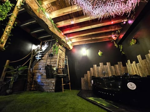 Garden, Living room, Spa and wellness centre/facilities