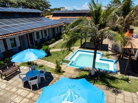 Property building, Patio, Day, BBQ facilities, Garden, Garden view, Pool view, Swimming pool, sunbed