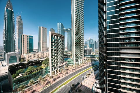 Property building, Day, Neighbourhood, City view, Location
