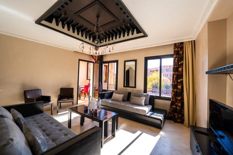 Communal lounge/ TV room, TV and multimedia, Living room, Seating area