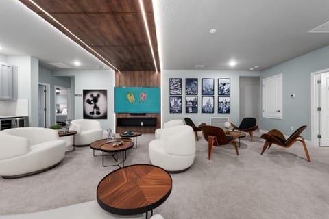 Brand New Modern State of the Art Home! Sleeps 31 House in Kissimmee