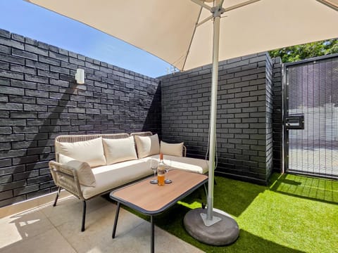 Curated 1BR Apartment With Private Courtyard Apartment in Sea Point