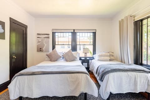 2 - Berkeley Private 1 Bedroom Apartment with Laundry Apartment in Berkeley