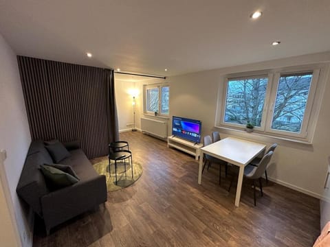 Modern 2 Bedroom Apartment near train station Apartment in Oberursel