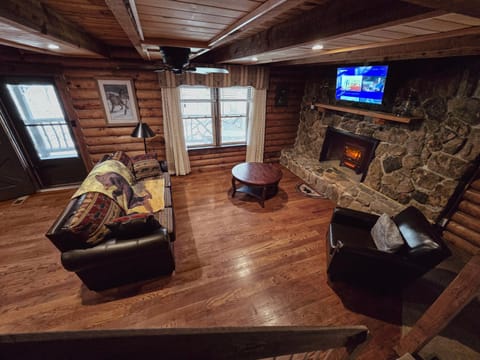 TV and multimedia, Living room, fireplace, internet