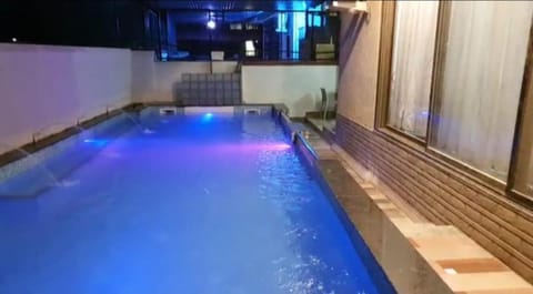 Property building, Restaurant/places to eat, Activities, Pool view, Swimming pool, Breakfast