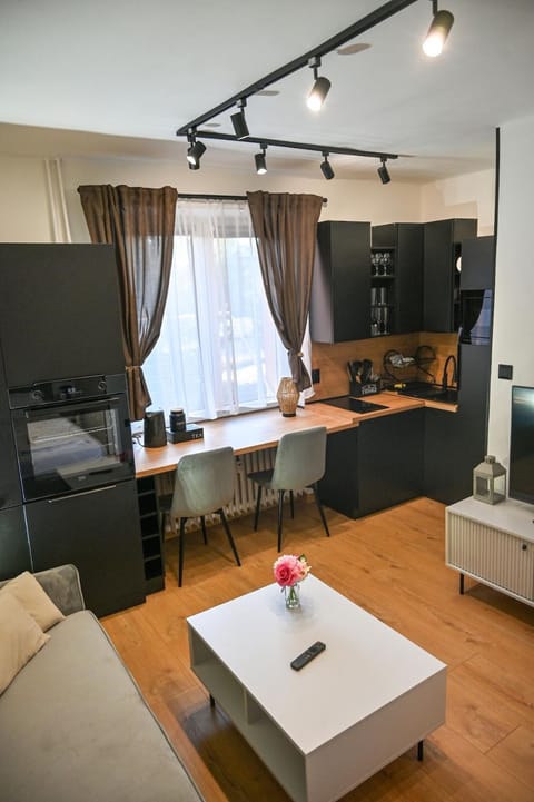 Living room, Seating area, Dining area, stove