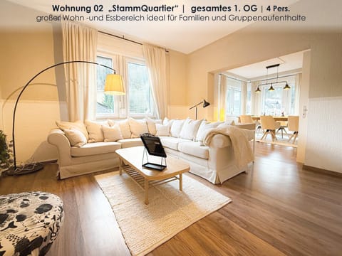 TV and multimedia, Living room, Food