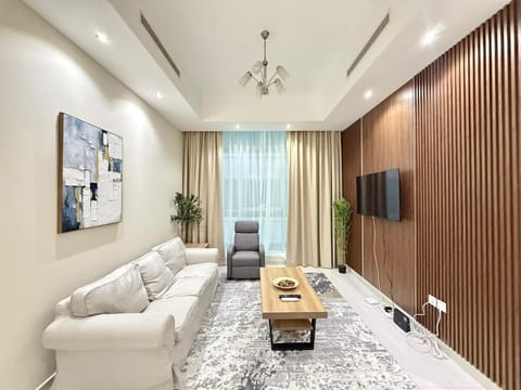 Sahab - Pearl Tower 1BHK 5 min From Alkhan Beach Apartment in Al Sharjah