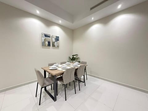 Sahab - Pearl Tower 1BHK 5 min From Alkhan Beach Apartment in Al Sharjah