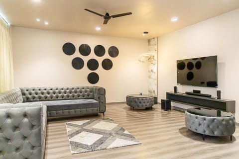 The Retreat By Pinnacle Suites Villa in Jaipur