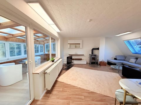 Living room, Photo of the whole room