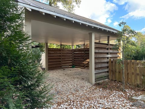 Property building, Parking