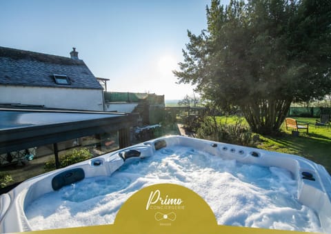 Garden, Hot Tub, Balcony/Terrace, Hiking, Sunrise, Sunset, concierge